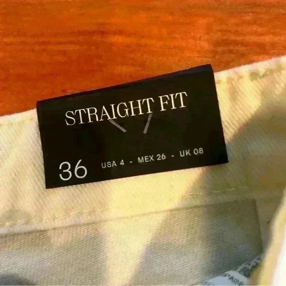 NWT Stradivarius Yellow Tye Dye Raw Hem Jeans. Size 4 - Picture 10 of 12